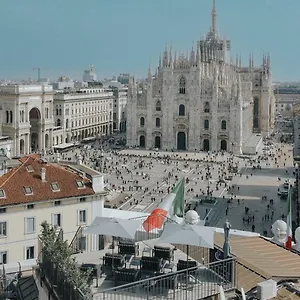 Prestige Boutique - Piazza Duomo View Апартаменты
